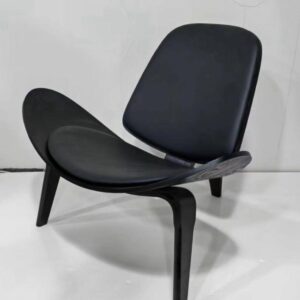 Mid-Century Modern Three-Legged Shell Accent Lounge Chair